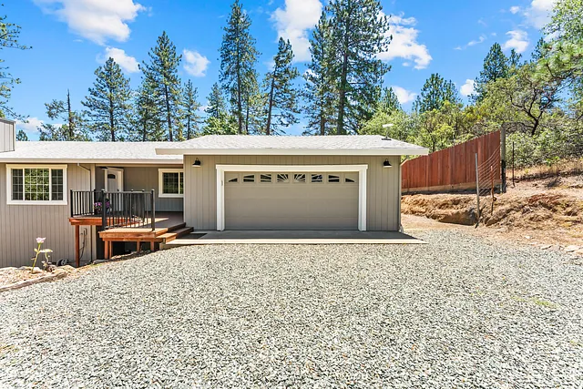 1471 Casper Ln, The Home, Outside