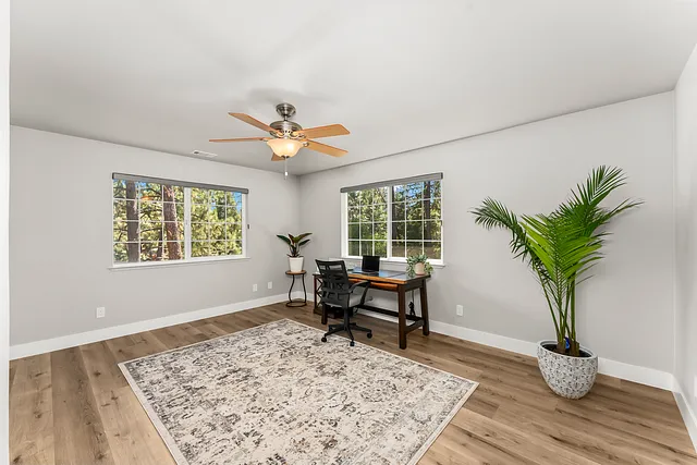1471 Casper Ln, Bedrooms & Flex Space