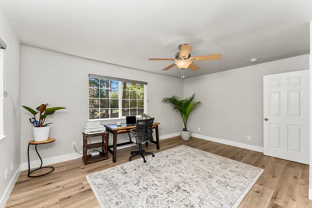 1471 Casper Ln, Bedrooms & Flex Space