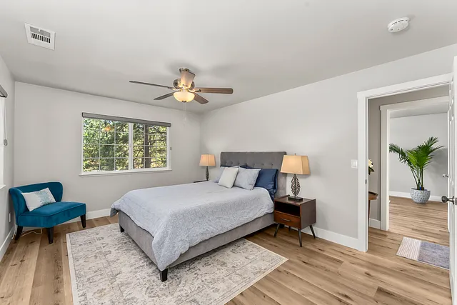 1471 Casper Ln, Bedrooms & Flex Space