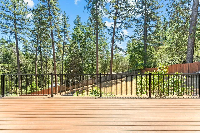 1471 Casper Ln, The One-Acre Grounds